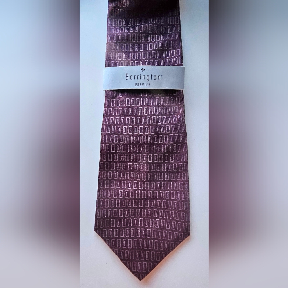 Barrington Premier Men's Silk Tie - Burgundy Geometric Pattern - Excellent Condi